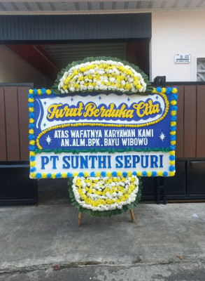 Papan Bunga Duka di Cikareo