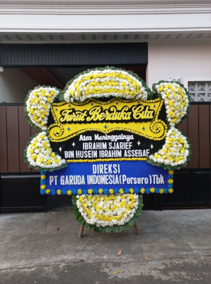 Papan Bunga Duka di Cikareo